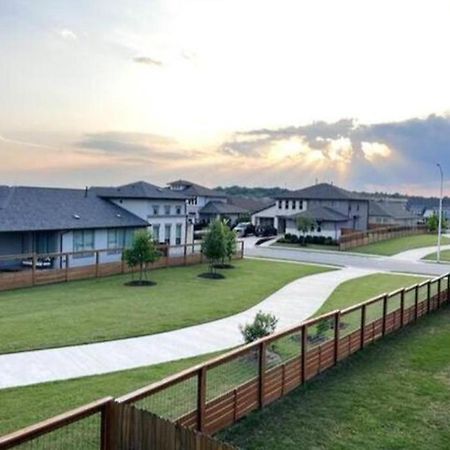 Studio Apartment ออสติน ภายนอก รูปภาพ