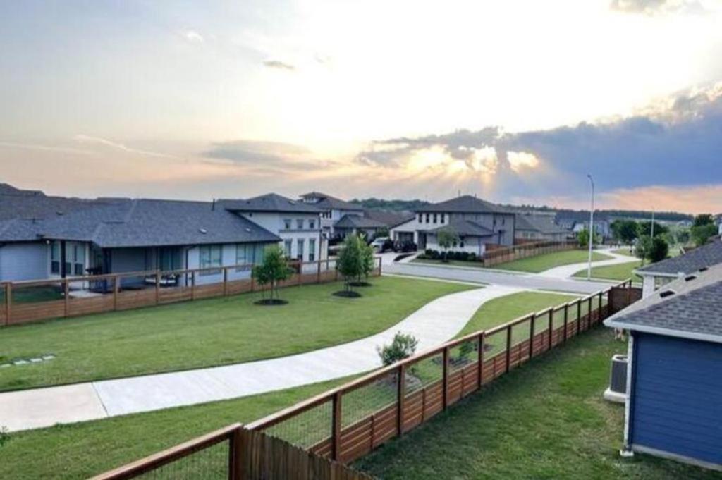 Studio Apartment ออสติน ภายนอก รูปภาพ